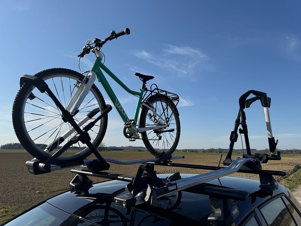 Thule UpRide 599 mit Woombike 6