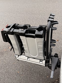 Thule EasyFold XT zusammen geklappt